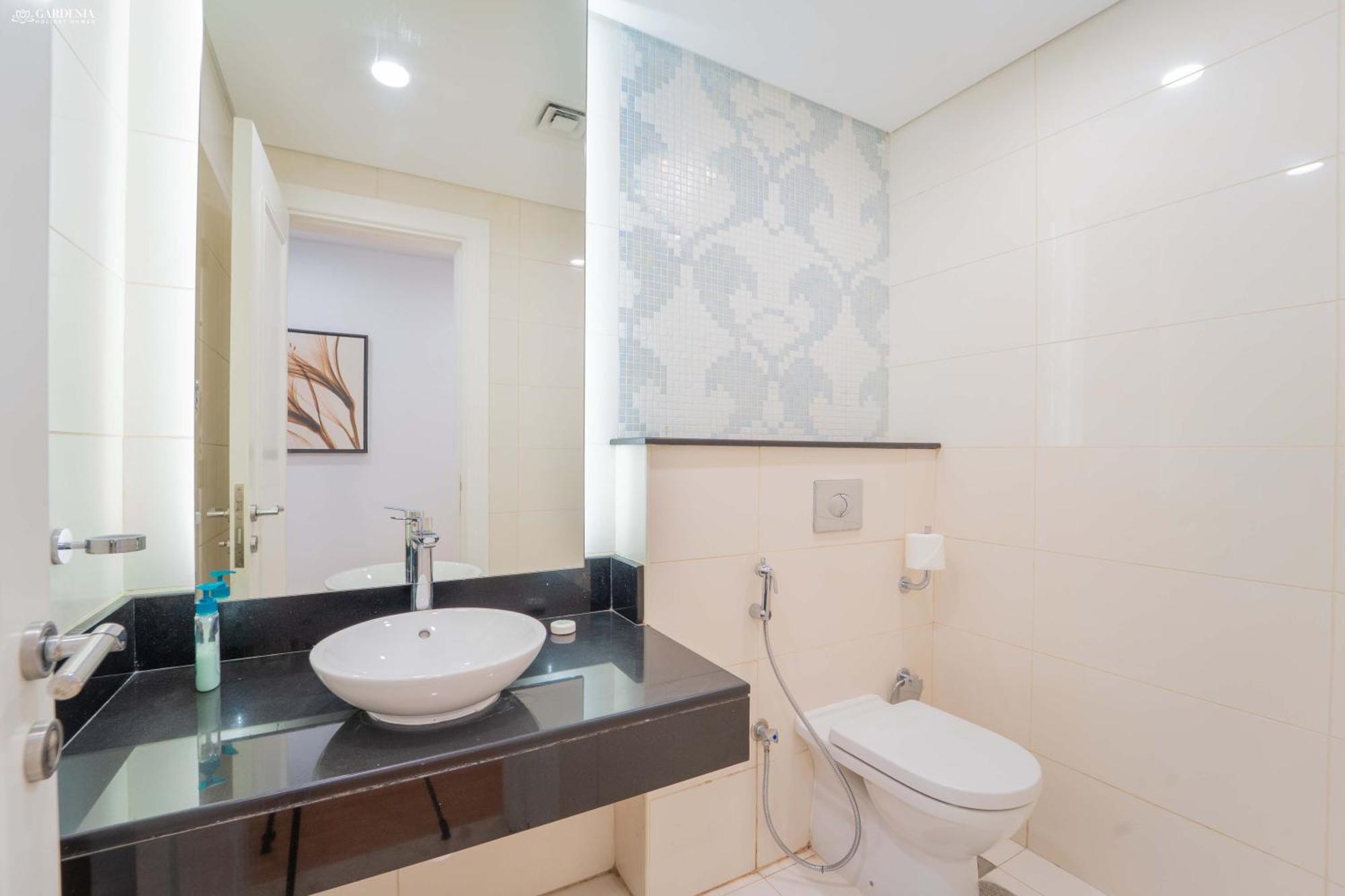 Capital Bay Towers Business Bay Spacious And Stylish 2 Br * Dubai